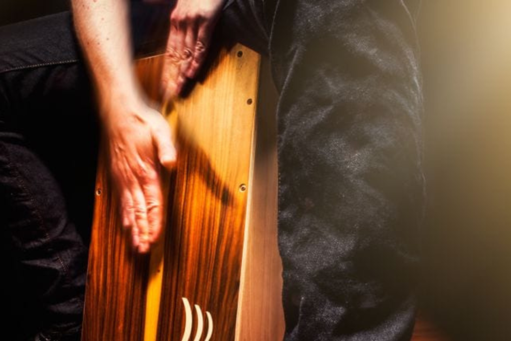 Clases de Cajón flamenco en Barcelona Escuela José de la Vega